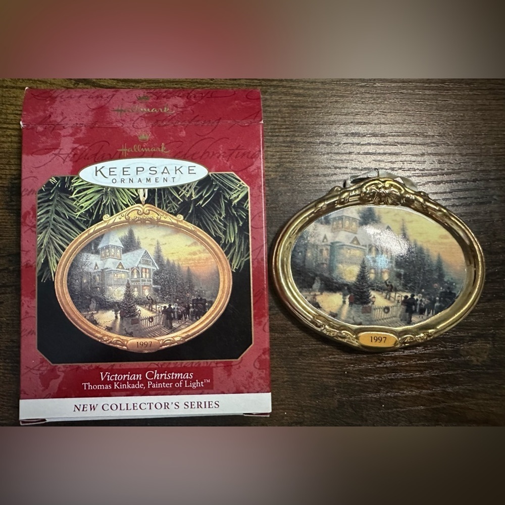 Hallmark Keepsake Ornament “Victorian Christmas”Thomas Kinkade Painter of Light‍ - Picture 3 of 7